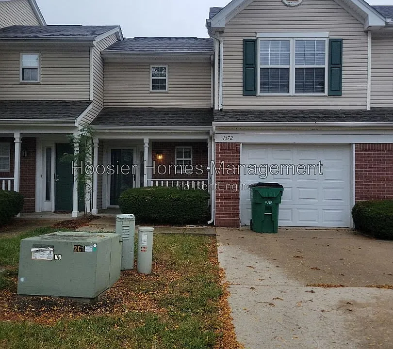 1572 Brookfield Cir