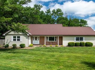 1200 Aurelia Dr, Marion, IL 62959