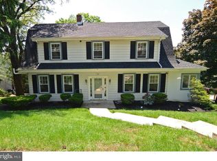 14 Hawthorne Rd, Reading, PA 19609