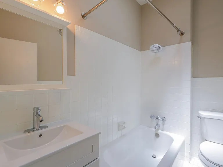 2109 S 67th St — Photo 14