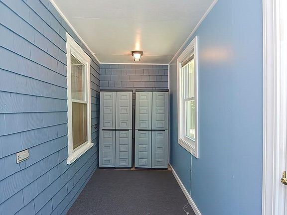 5th image of 30 Pine Ave