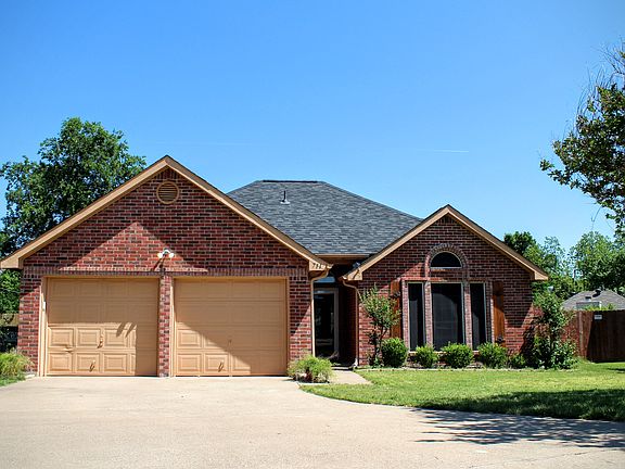 2nd image of 711 Pecan Creek Ct