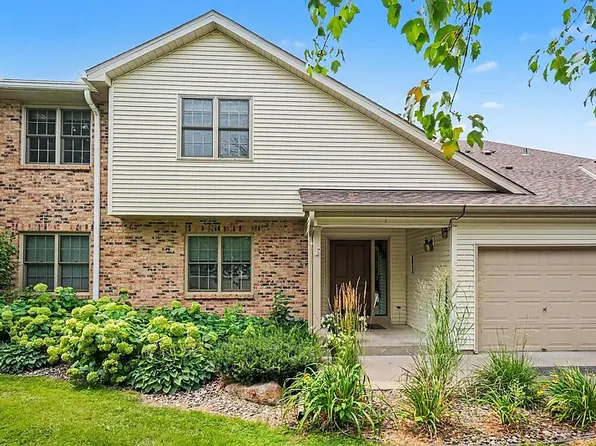 4213 Oakmede Ln, White Bear Lake, MN 55110
