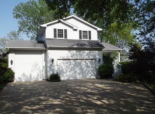 9101 3rd Ave, Pleasant Prairie, WI 53158
