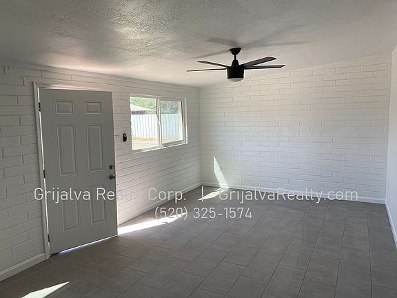 4th image of 2928 N Winstel Blvd #A