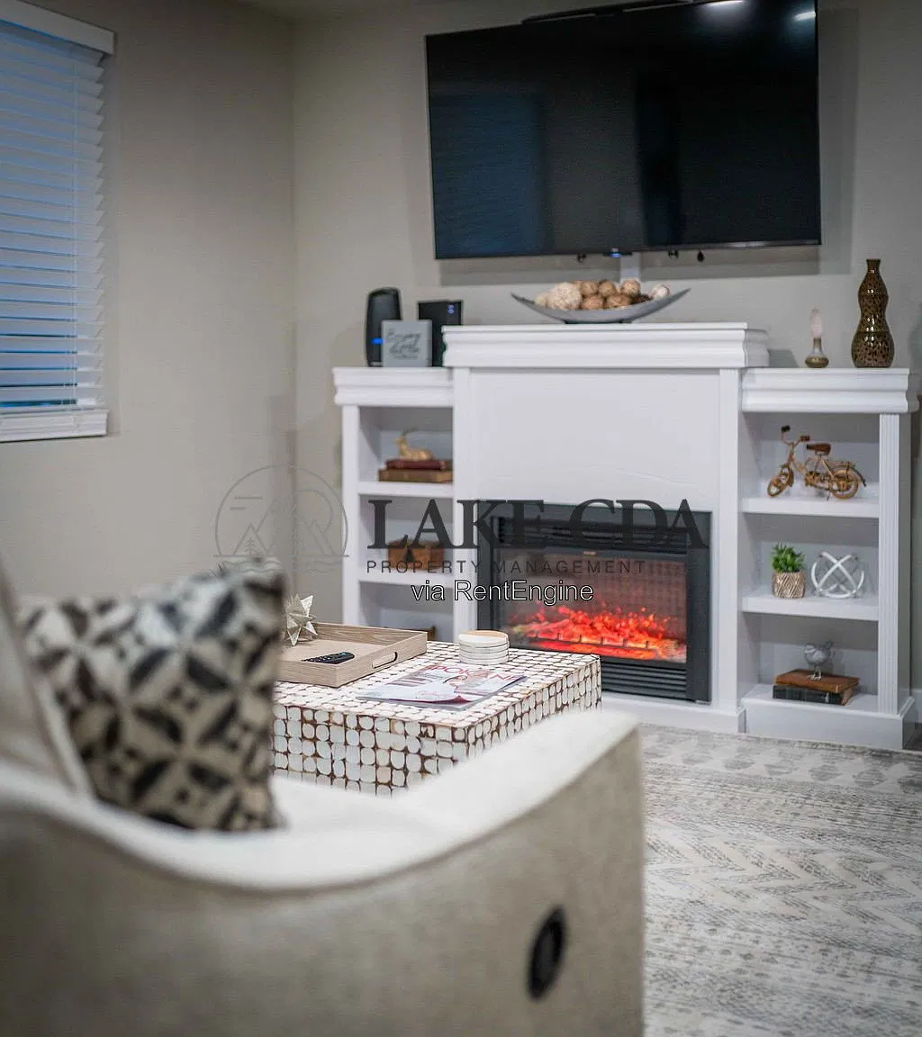 2 bed, 1.0 bath, 644 sqft, $1,895 — Photo 3