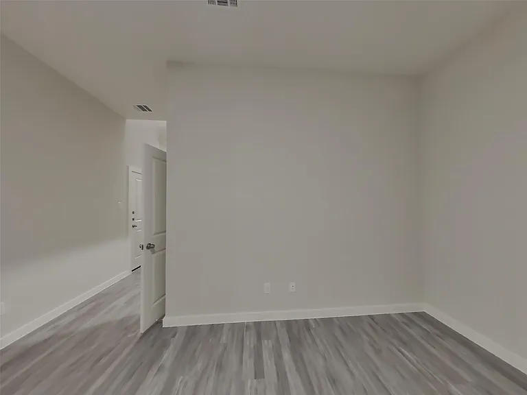 22705 Terrazzo Dr — Photo 3