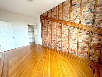 Rented by Capri Jet Realty Corp