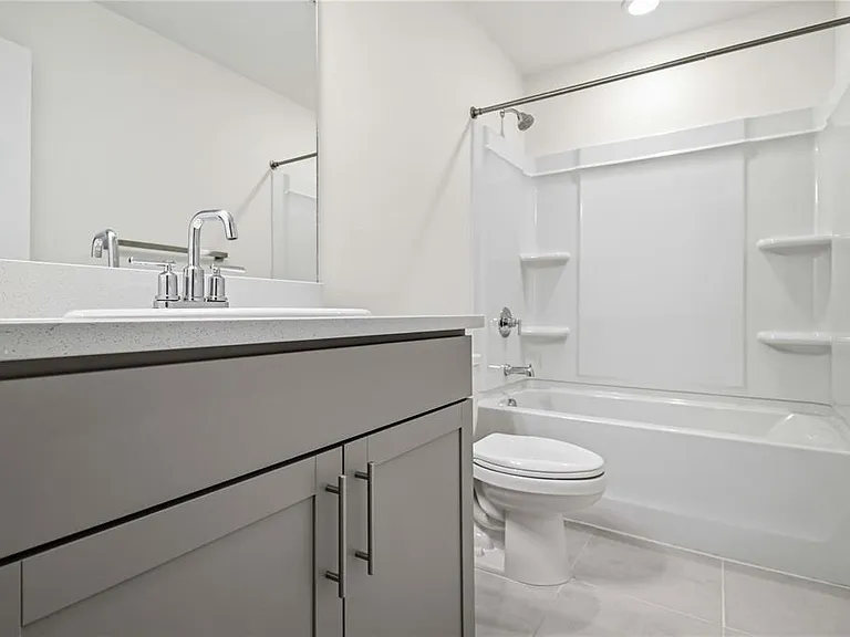 11779 Glenside Ter — Photo 32