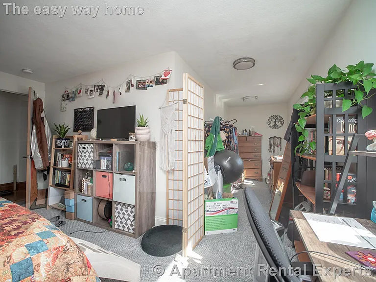 99 2nd St — Photo 7