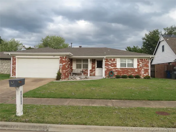 2511 S 109th East Ave, Tulsa, OK 74129