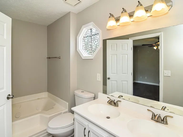 312 Pine Ridge Ln — Photo 11