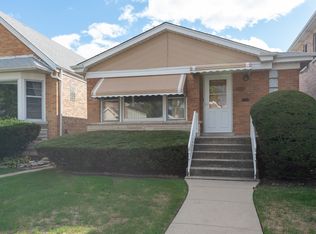 5207 N Moody Ave, Chicago, IL 60630