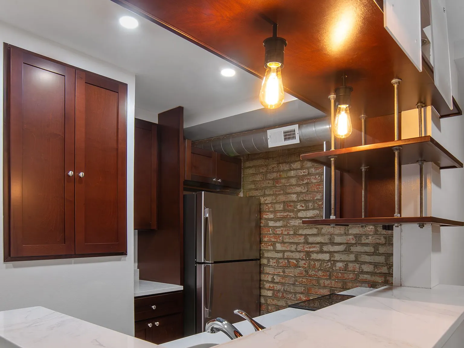 U Street Apartments — Photo 3
