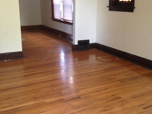 5th image of 3867 Alberta St #1