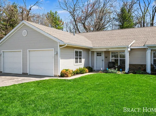 3369 Clear Vista Ct NE, Grand Rapids, MI 49525