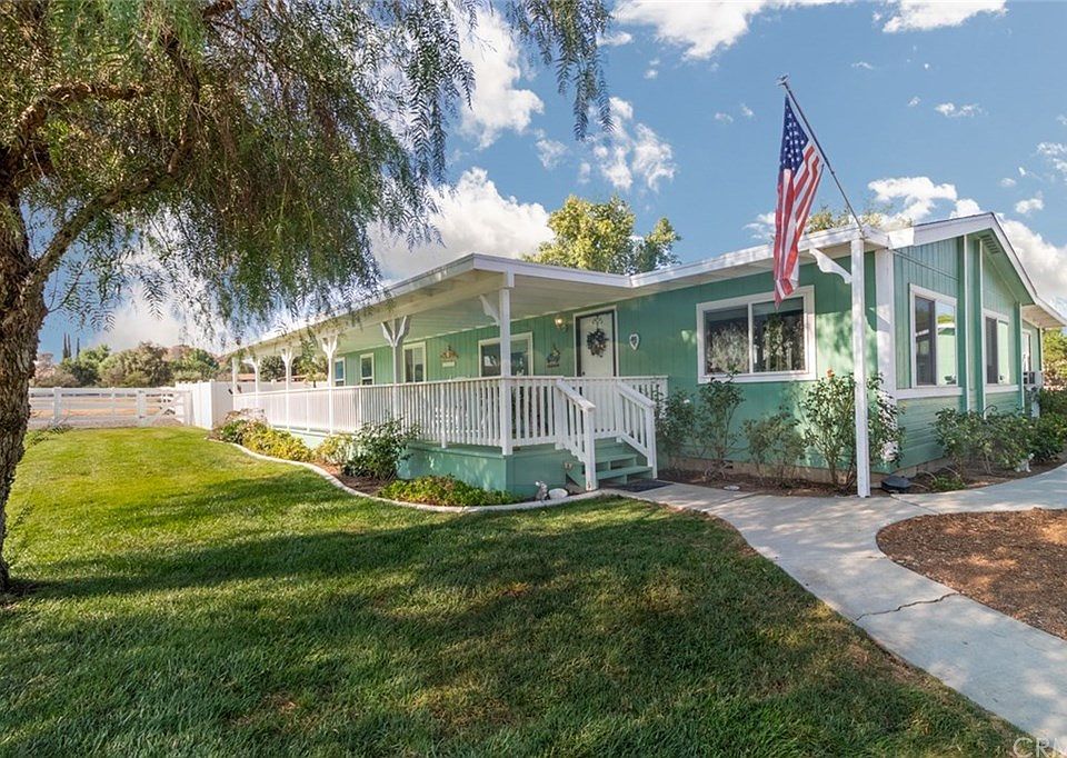 1st image of 31183 Pleasant Valley Ave