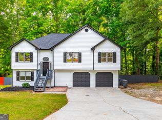 2165 Huntington Dr, Loganville, GA 30052