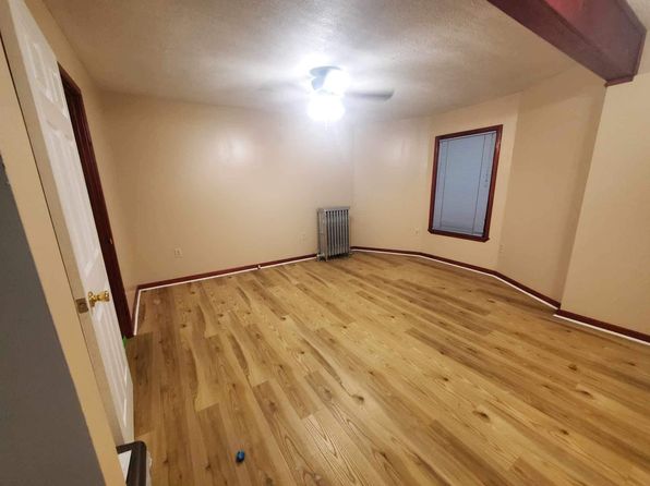 105 5th Ave FLOOR 2