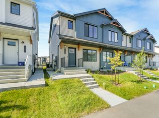 1173 Aster Blvd NW, Edmonton, AB T6T 2S2
