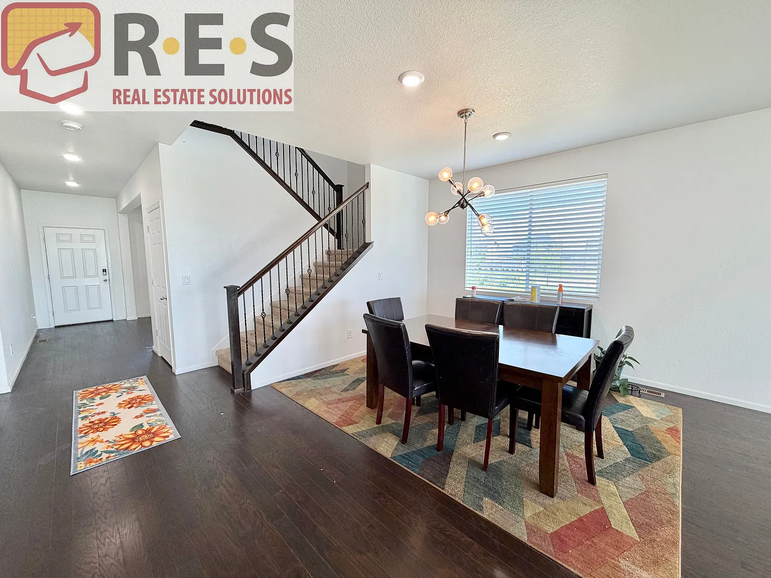 4 bed, 2896 sqft, $3,100 — Photo 4