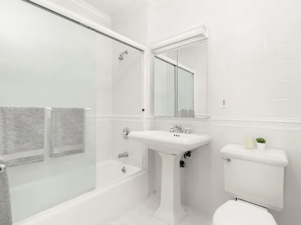 350 East 82nd Street image 7 of 7