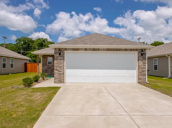 1805 Peony St, North Little Rock, AR 72117