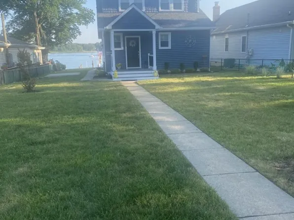 404 Greenland Beach Rd, Baltimore, MD 21226