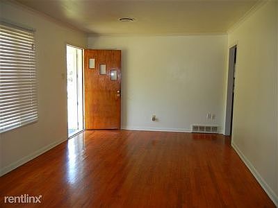 living / dining combo