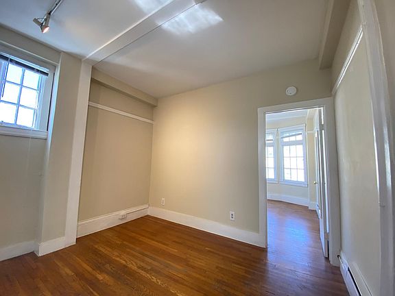 5th image of 424 Jones St APT 501