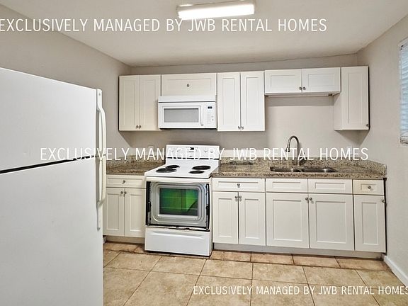 4th image of 1416 20th St W #1
