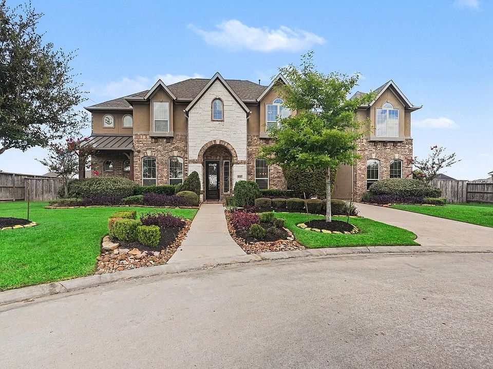 1st image of 16403 Baston Creek Dr
