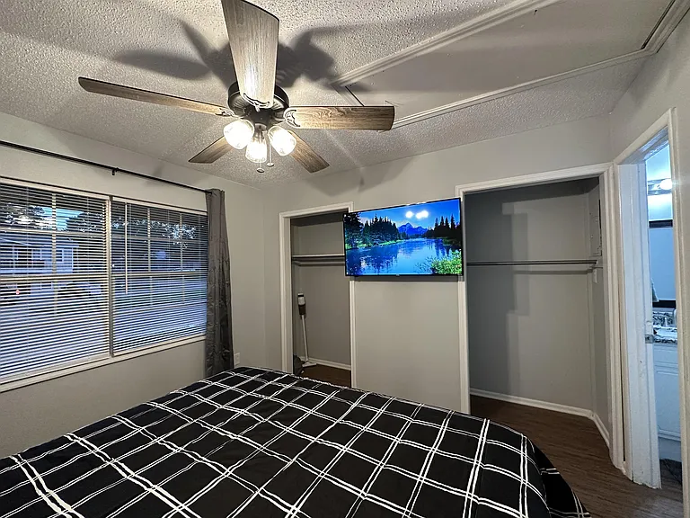 3800 Pine St #3-5 — Photo 7