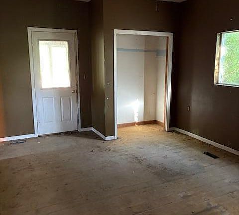 5th image of 202 Townsend St