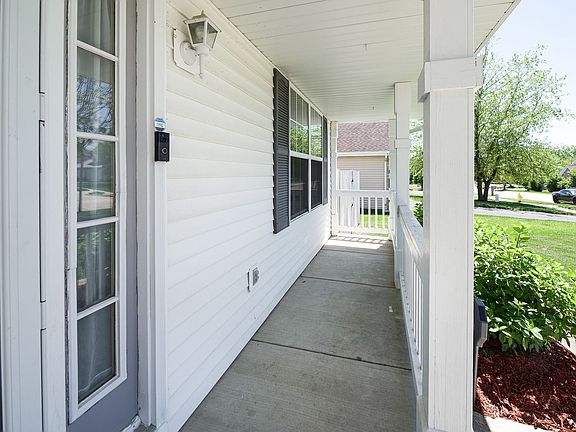 5th image of 3092 Stowmarket Ave