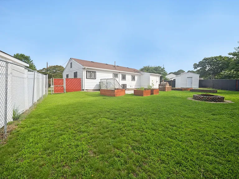 2504 Tait Ct — Photo 4