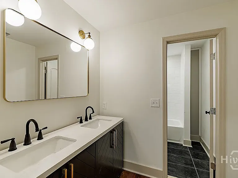 325 Stokes St — Photo 18