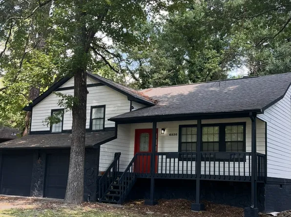 6530 Peppermill Ln, College Park, GA 30349