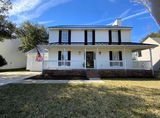 447 Springfield Rd, Mount Pleasant, SC 29464