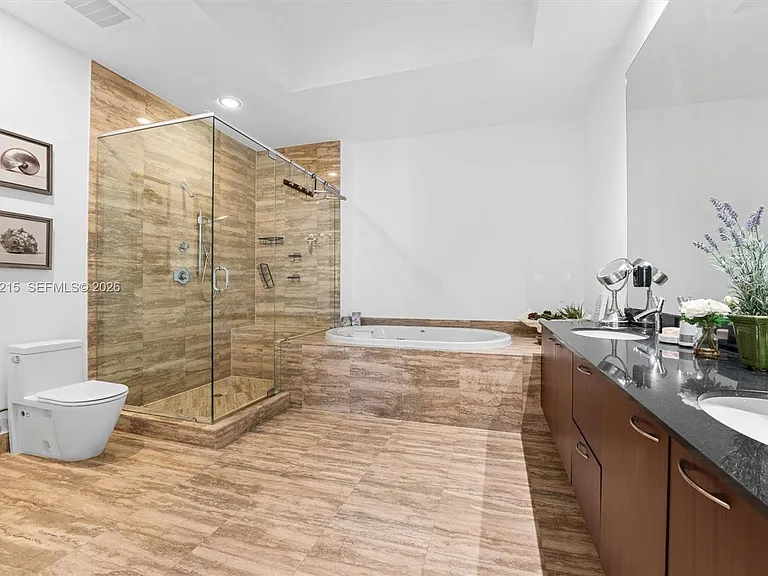 15811 Collins Ave #3107 — Photo 16