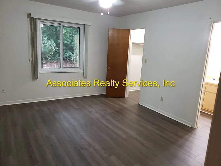 3617 NW 21st Dr — Photo 11