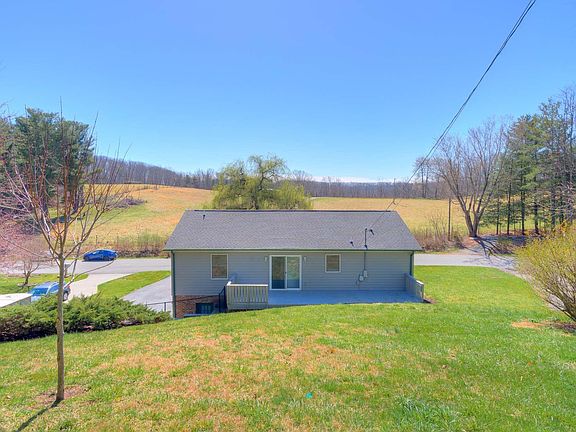 5th image of 2480 Glade Dr