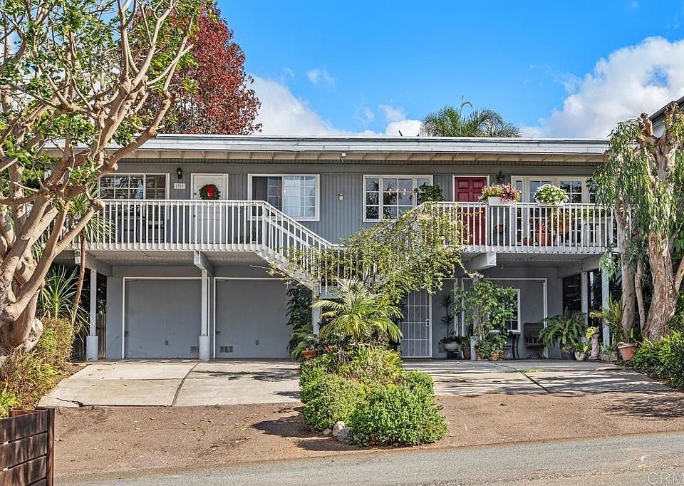 1st image of 2319-21 Newcastle Ave