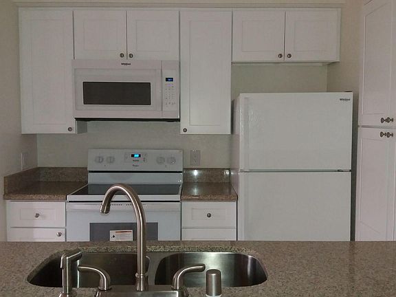 2nd image of 3972 Jackdaw St Unit 209