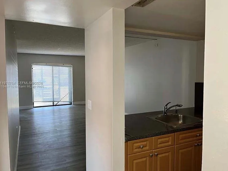 851 NE 207th Ter #6103 — Photo 10