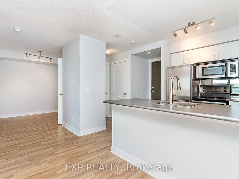 50 Lynn Williams St #1810 — Photo 7