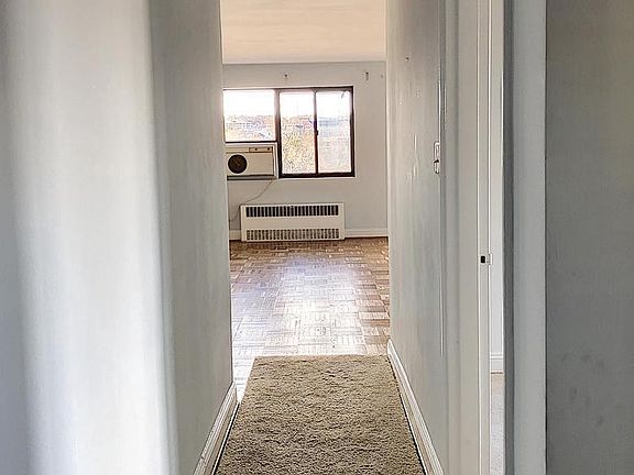 3rd image of 1573 N Colonial Ter APT 201Y