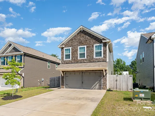 839 Foxglove Ln, York, SC 29745