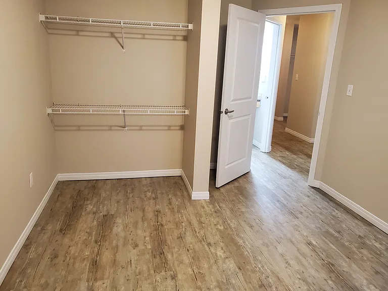 12 Nevada Pl #411 — Photo 33