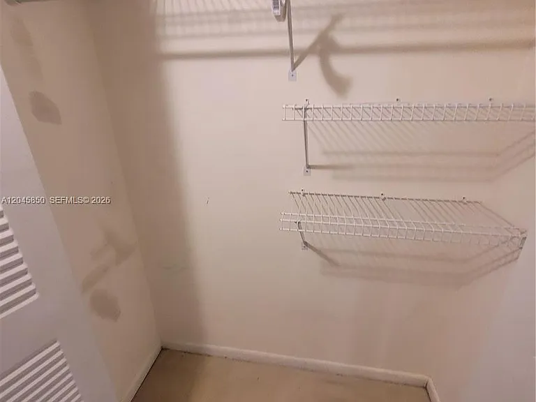 1800 N Lauderdale Ave #1210 — Photo 14